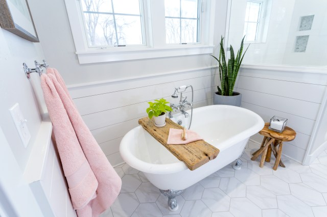 The Art of Creating a Calm and Inviting Spa Environment in Your Budget Bathroom